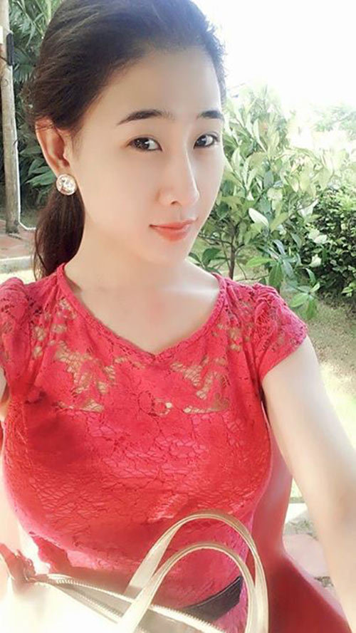 Cô gái nhận ngực mình đẹp nhất Việt Nam - 9528